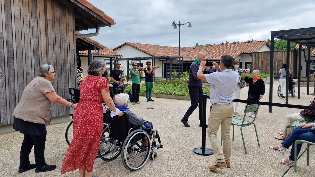 Village Landais Henri Emmanuelli : bilan d&rsquo;&eacute;tape