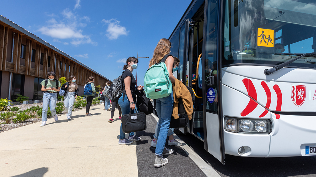 Rentrée 2021 : le Département soutient les familles