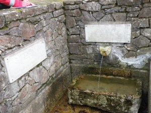 Fontaine miraculeuse à Buglose